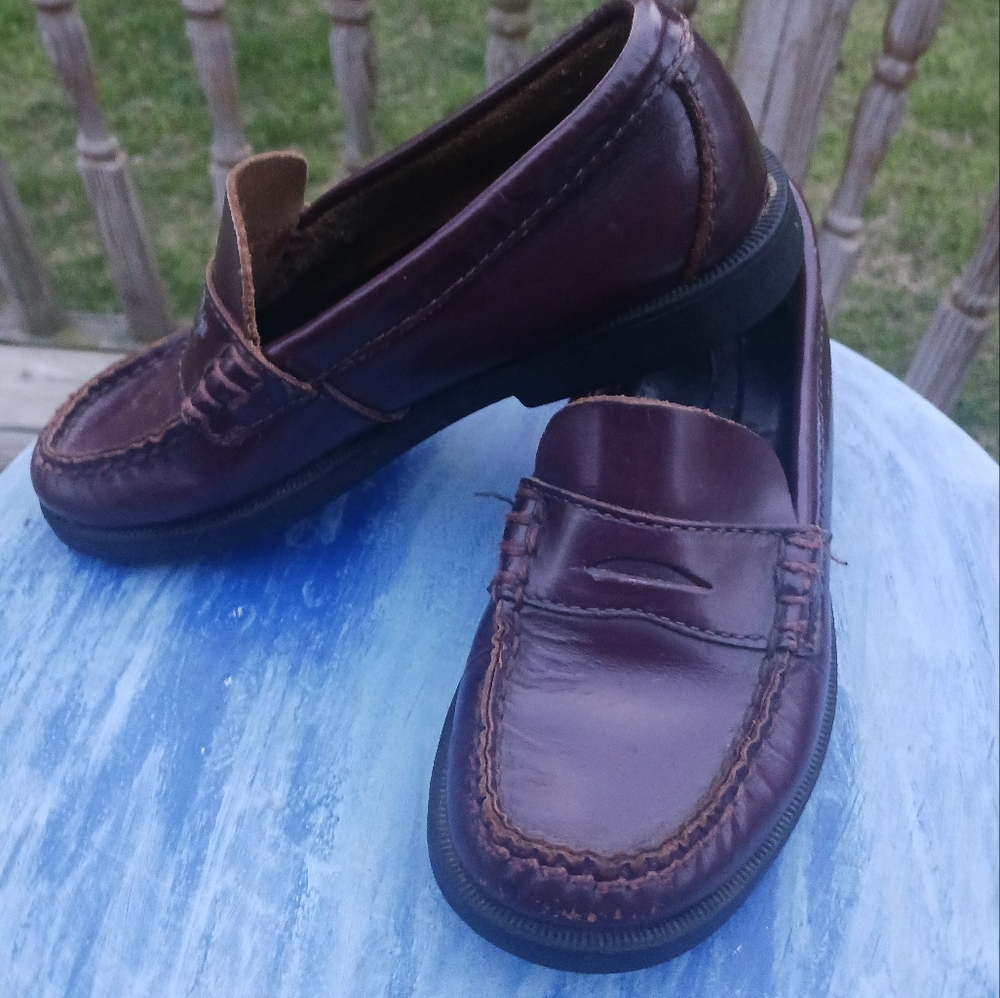 Boys brown Sperry size 13